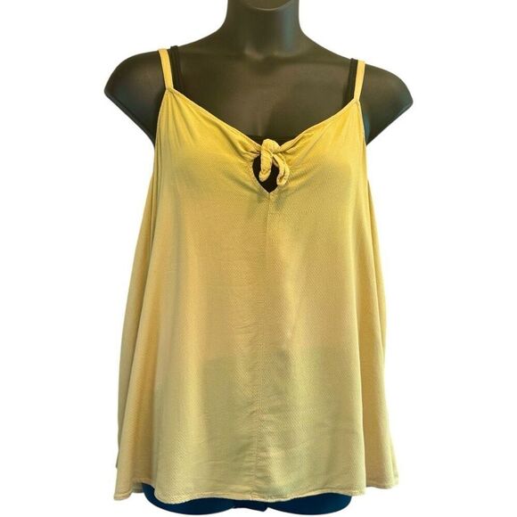 Torrid Yellow Ava Stretch Challis & Sophie Textured Bow Front Swing Cami Lot 2 2 - Picture 9 of 15